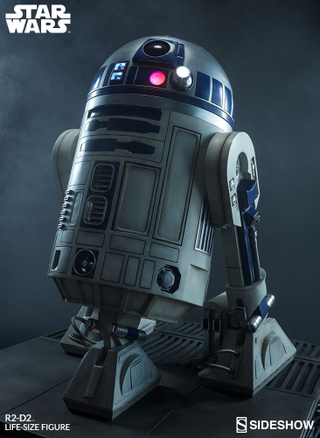 Illustration for article titled For $7500, This Life Sized R2-D2 Should Probably Do More Than Just Sit There